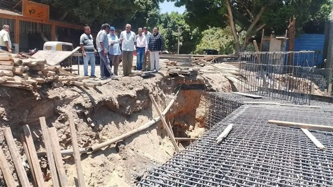 محافظ أسيوط يتابع تنفيذ كوبري النواورة الجديد بالبداري