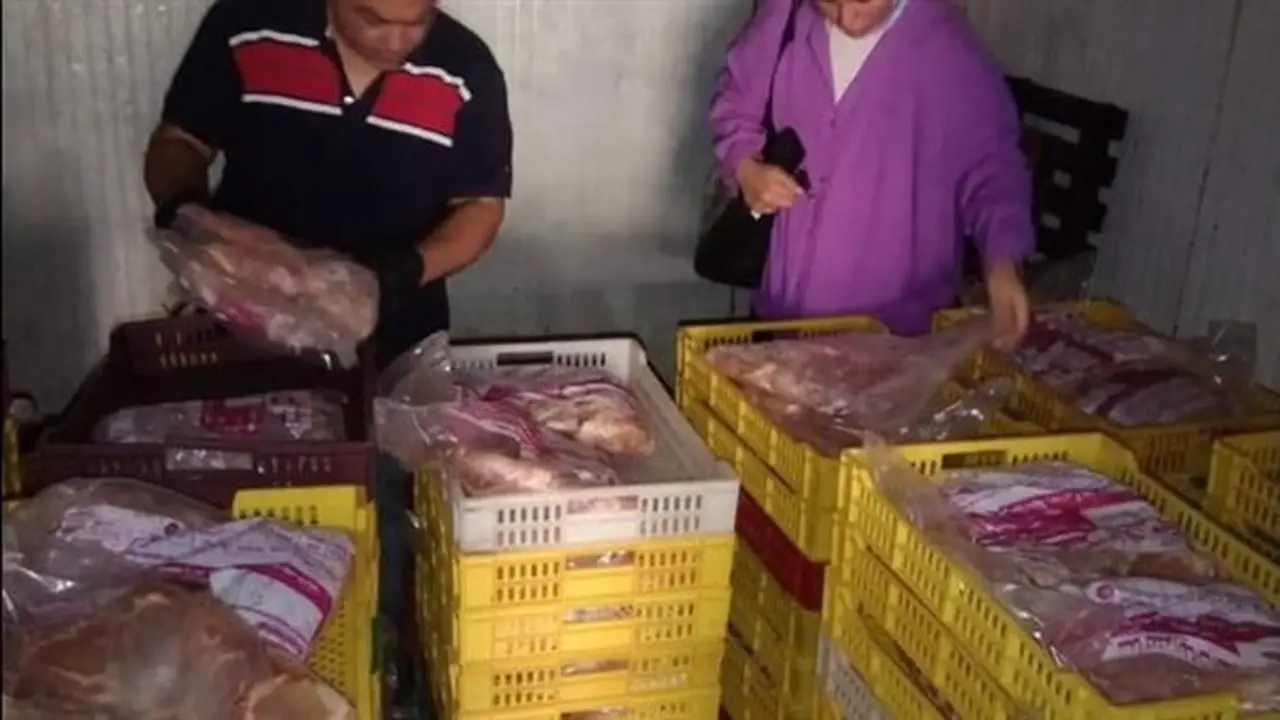 ضبط 17,800 قطعة جيلي مجهولة المصدر في مخزن غير مرخص بالغربية