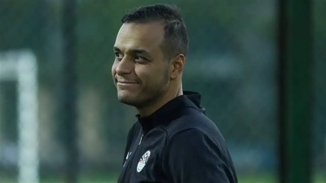 حكاية طبيب منتخب الشباب المصري الذي أنقذ لاعبا ومدربا من الموت