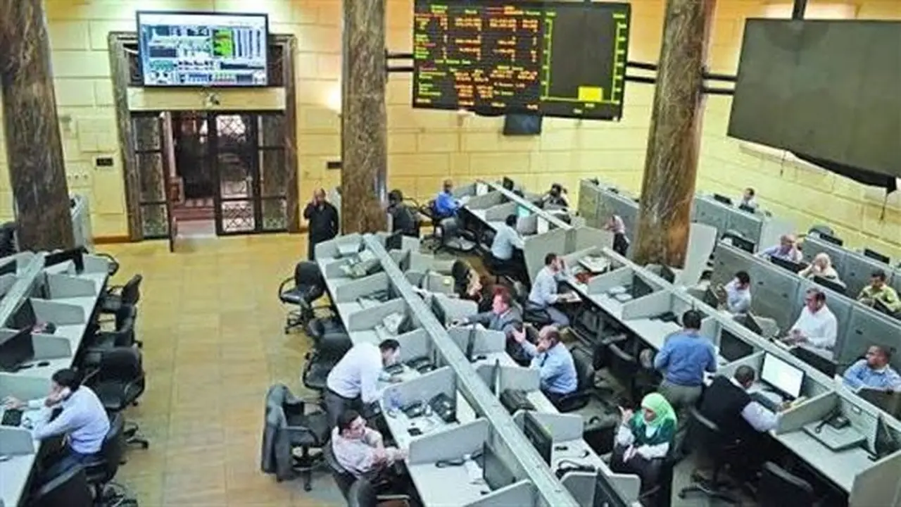 10 قطاعات تتصدر تداولات البورصة المصرية خلال الأسبوع