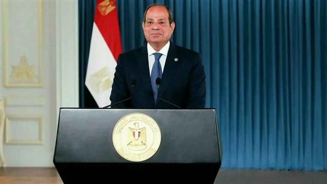 السيسي يتفقد معدات إدارة الأزمات والكوارث لتعزيز أمن الوطن واستقراره