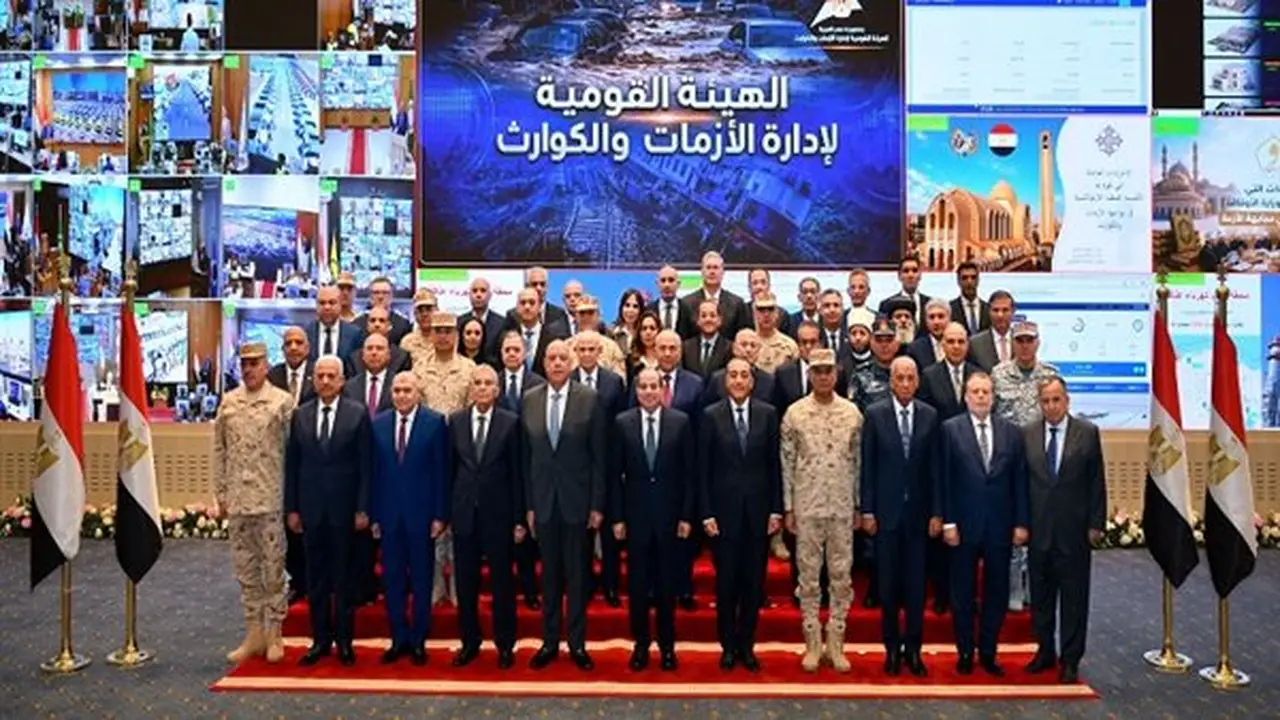 استعراض إمكانيات أجهزة الدولة في مواجهة الأزمات والكوارث بحضور الرئيس السيسي
