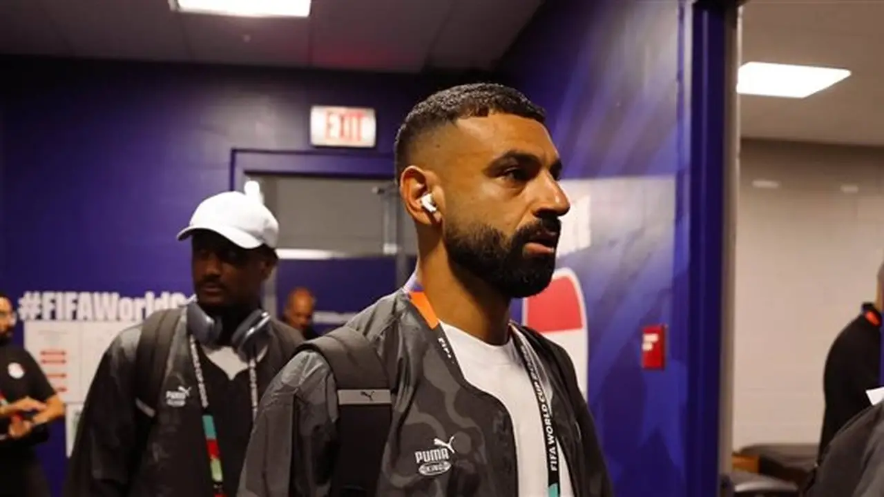 وصول نجوم منتخب مصر إلى ملعب أتلانتا قبل مواجهة الأرجنتين في كأس العالم (صور)
