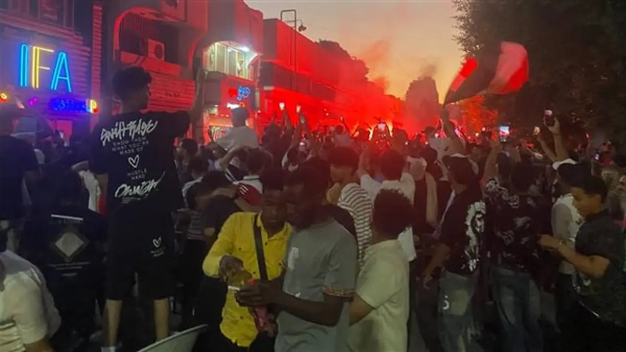احتفالات جماهير ميت عقبة بعد الهدف الثاني لمنتخب مصر في مواجهة الأرجنتين
