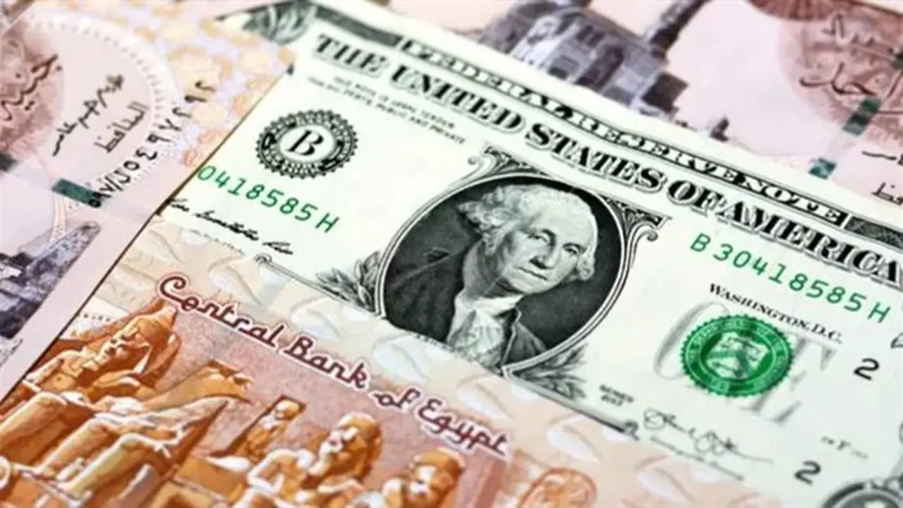 تراجع سعر الدولار أمام الجنيه المصري لأول مرة منذ مارس