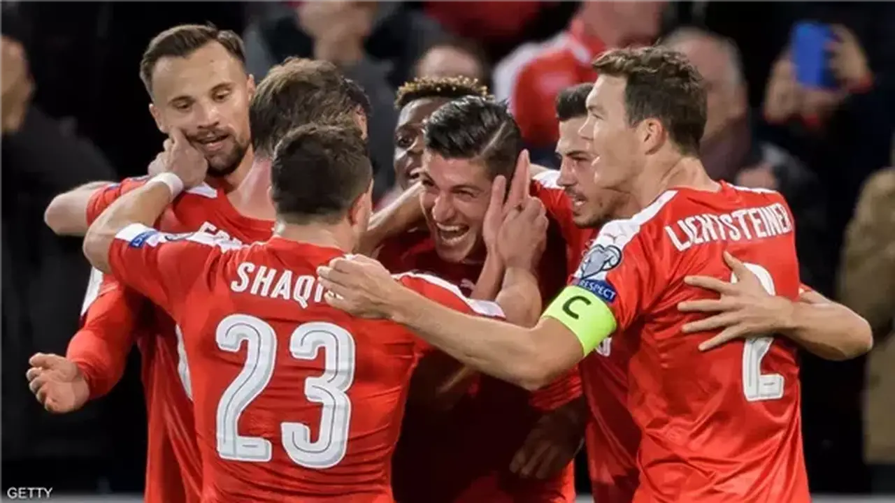 سويسرا تتأهل إلى ربع نهائي كأس العالم 2026 بعد انتصار مثير على كولومبيا (فيديو)