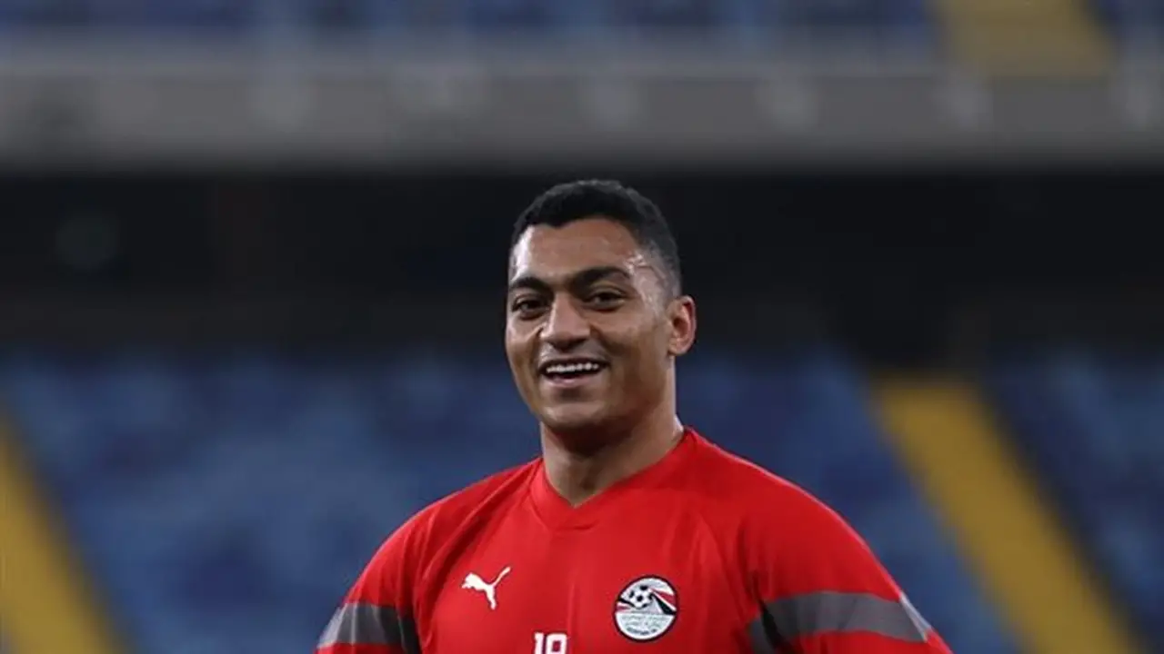 عادل طعيمة: حسام حسن مدرب وطني ونجح في جعل منتخب مصر ينافس بطل العالم