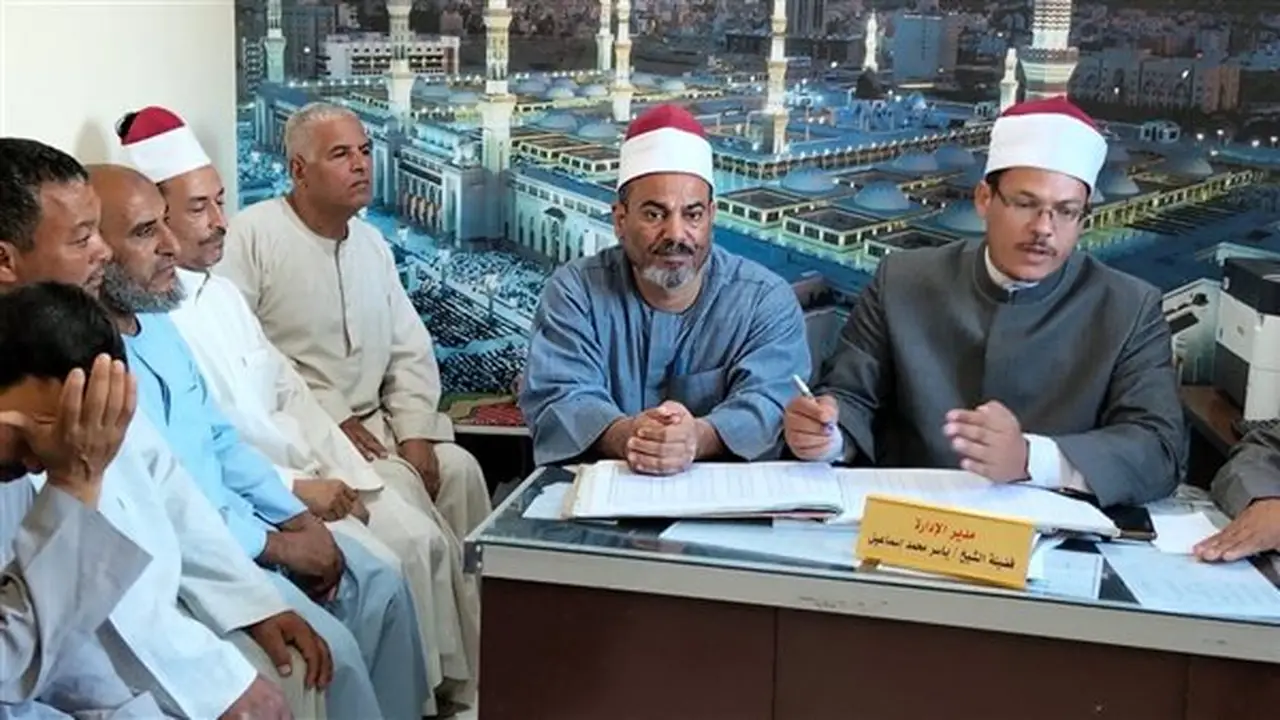 مدير الدعوة بأوقاف الفيوم يتابع انتظام العمل بإدارة سنورس
