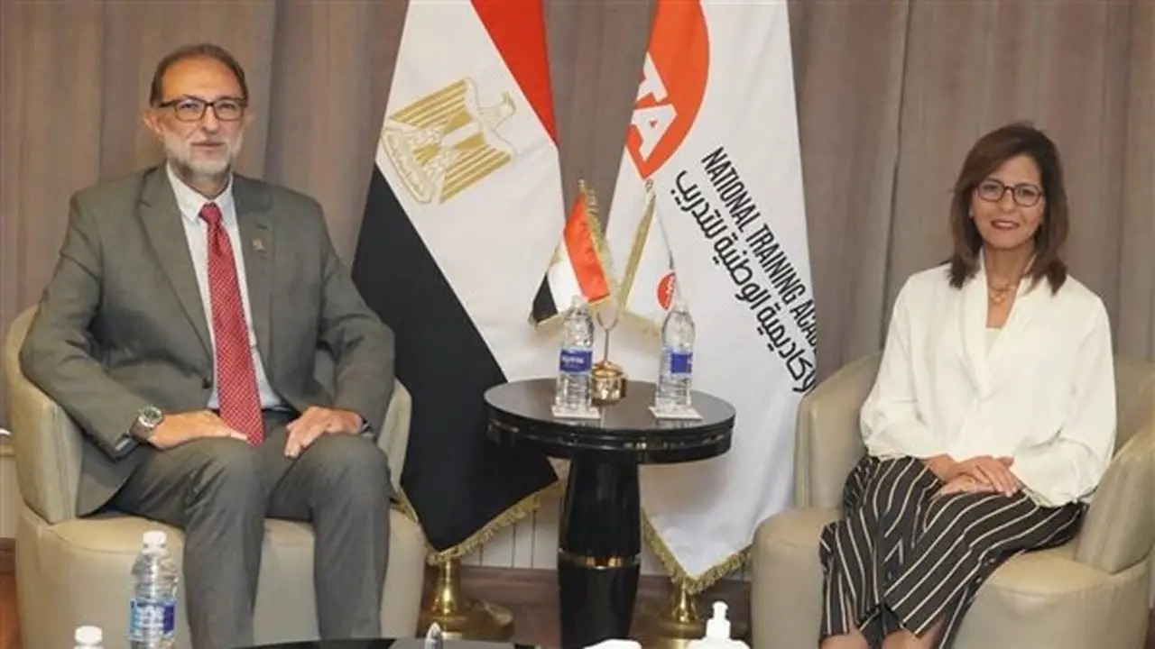 تعاون بين سلامة الغذاء والأكاديمية الوطنية للتدريب في تطوير القيادات والبرامج التدريبية