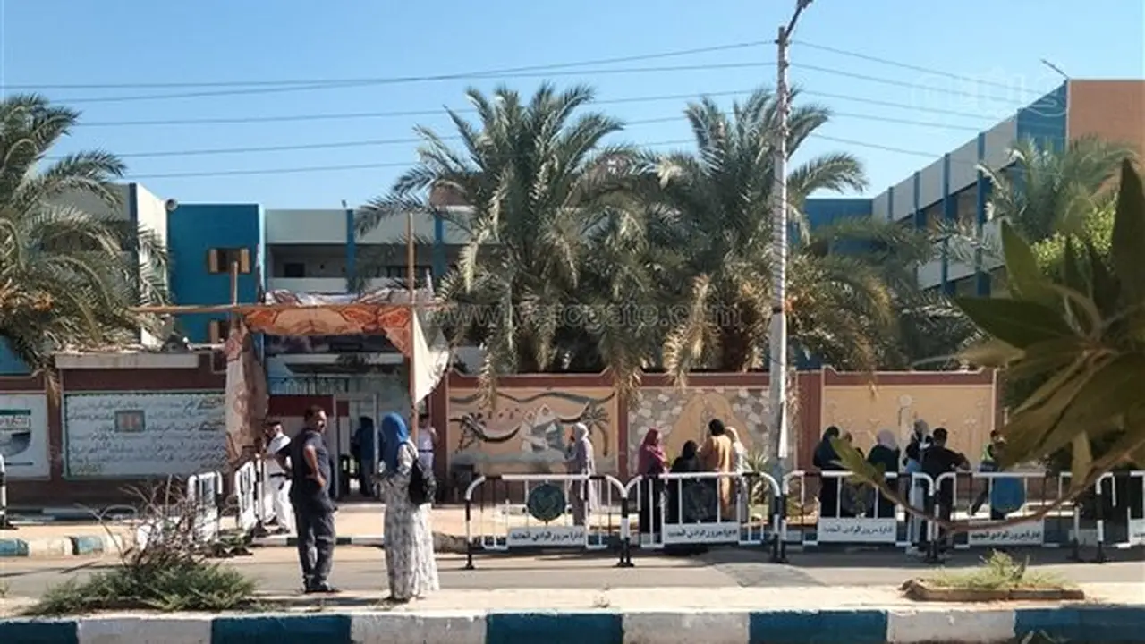 هدوء وانضباط في لجان الثانوية العامة بالوادي الجديد والتعليم تؤكد: لا معوقات أمام سير الامتحانات