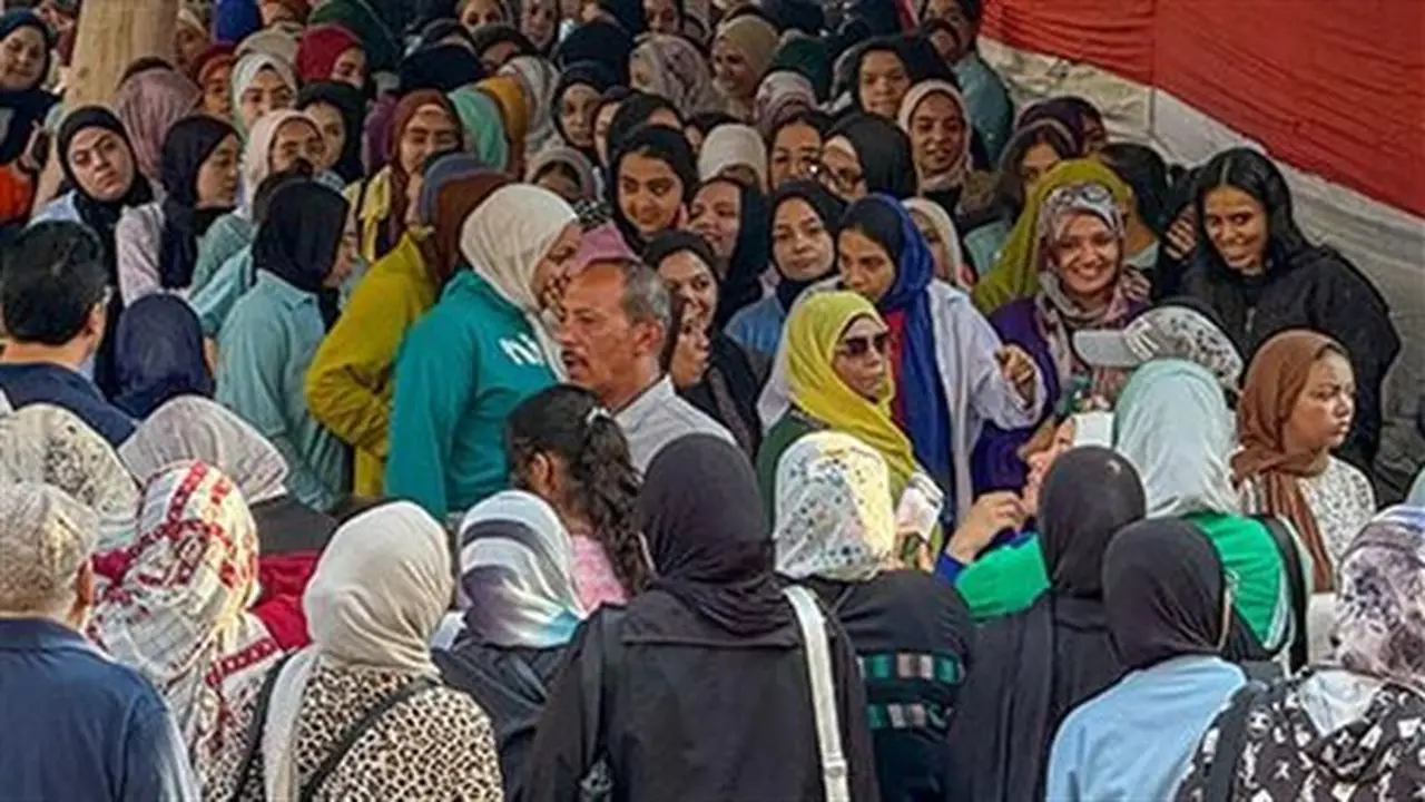 حظر تحويل الطلاب للمدارس الدولية: خبير تربوي يوضح السيناريو الأنسب للتطبيق