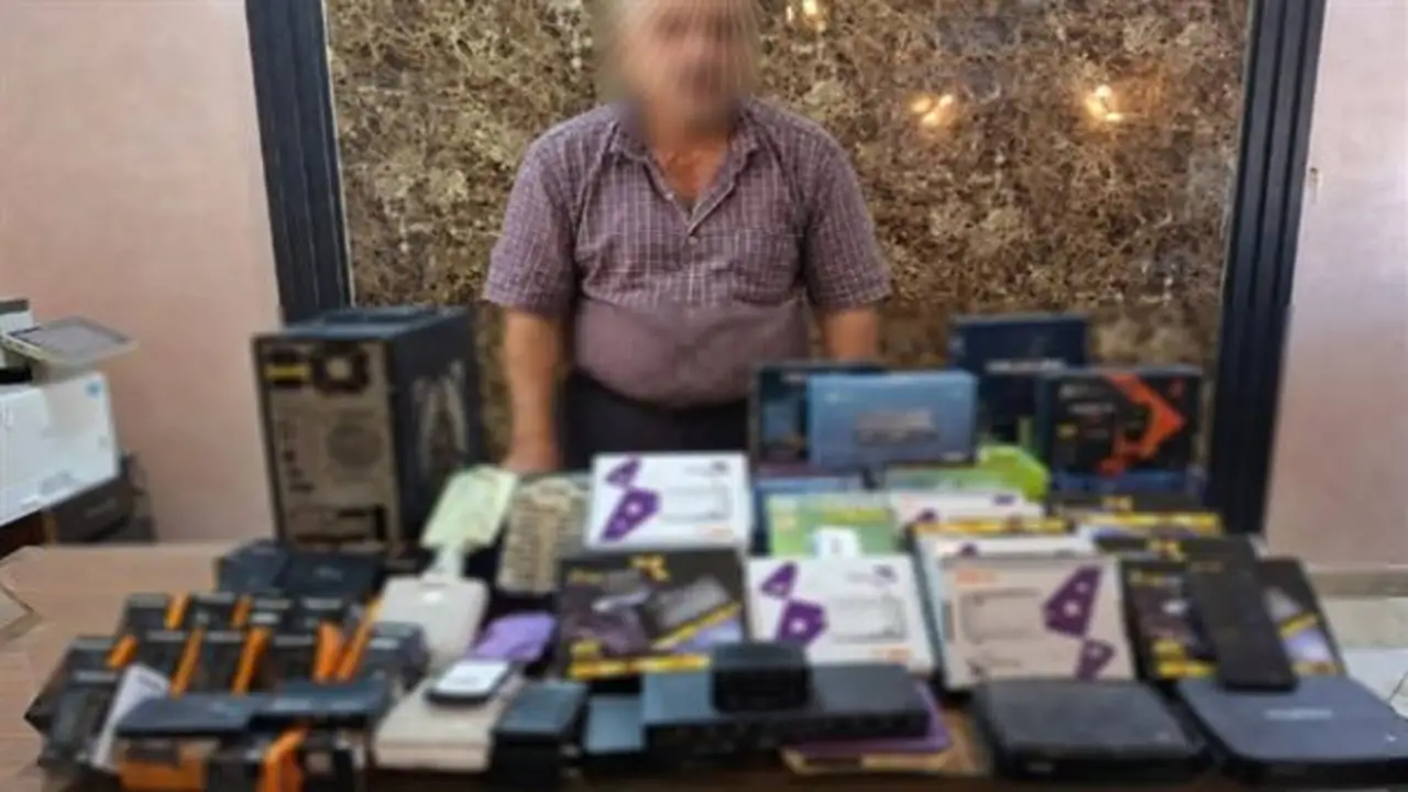 ضبط شبكة غير قانونية لبث القنوات الفضائية المشفرة في المنوفية