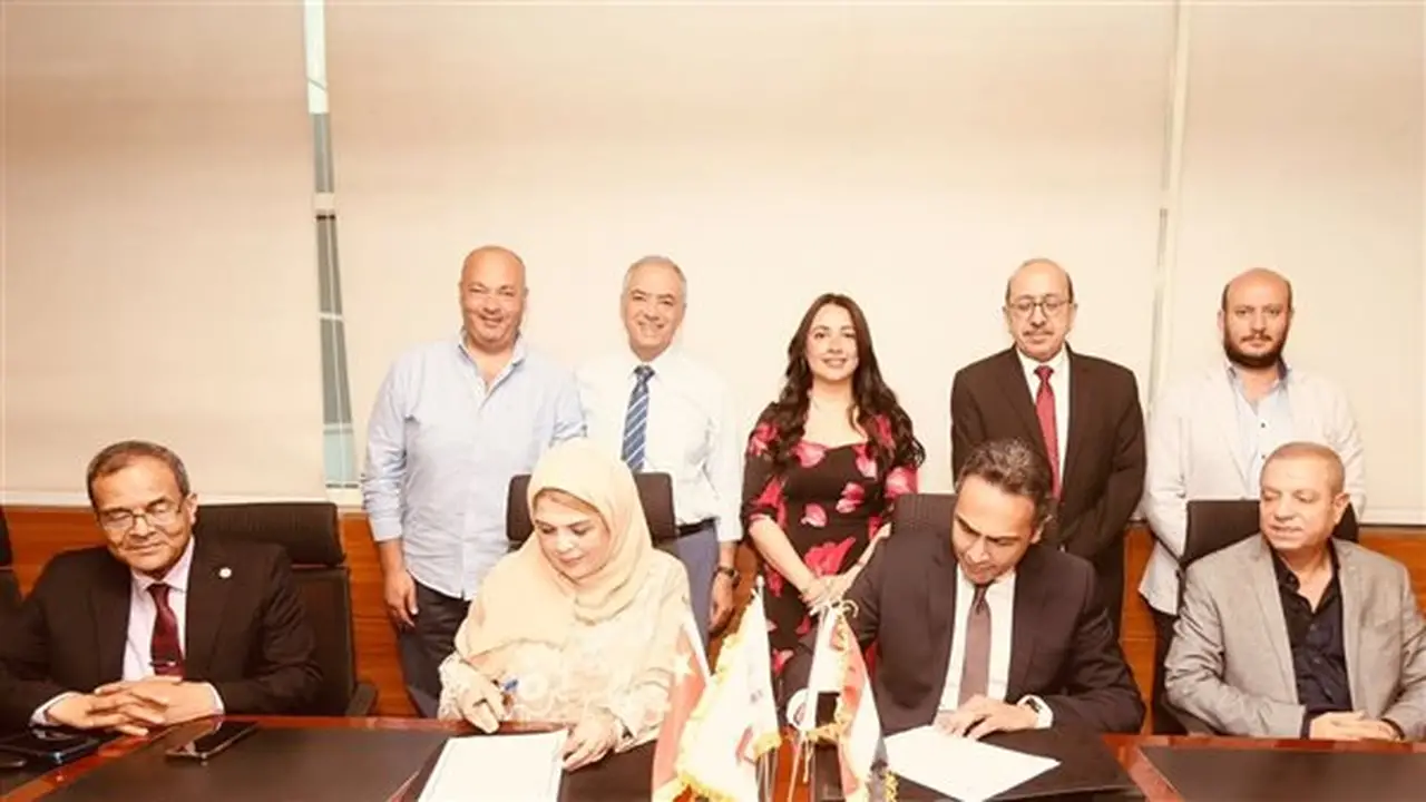 الجامعة المصرية الصينية توقع بروتوكول تعاون مع نقابة أطباء القاهرة لتأهيل القيادات الطبية والإدارية