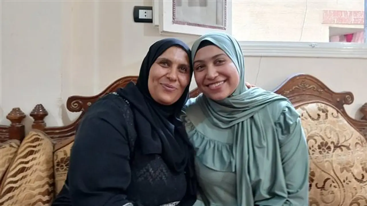 أجواء احتفالية في منزل الأولى على الدبلوم الصناعي بالبحيرة