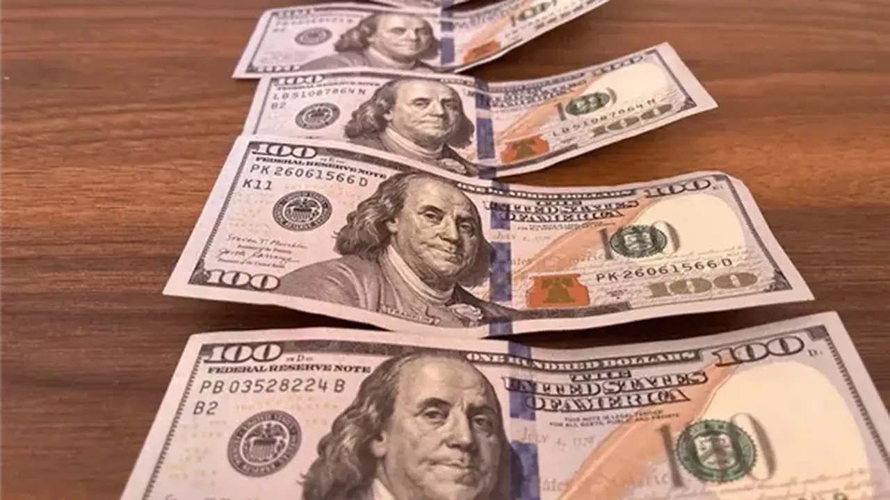 تثبيت أسعار الفائدة: خبير اقتصادي يكشف أسباب قرار البنك المركزي اليوم