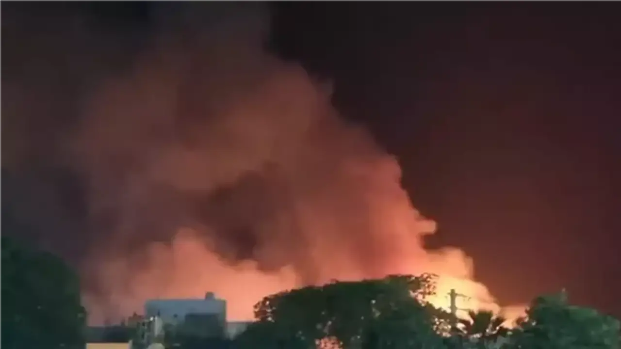 إيران تعلن عن إصلاح خط السكك الحديدية الذي قصفه الجيش الأمريكي