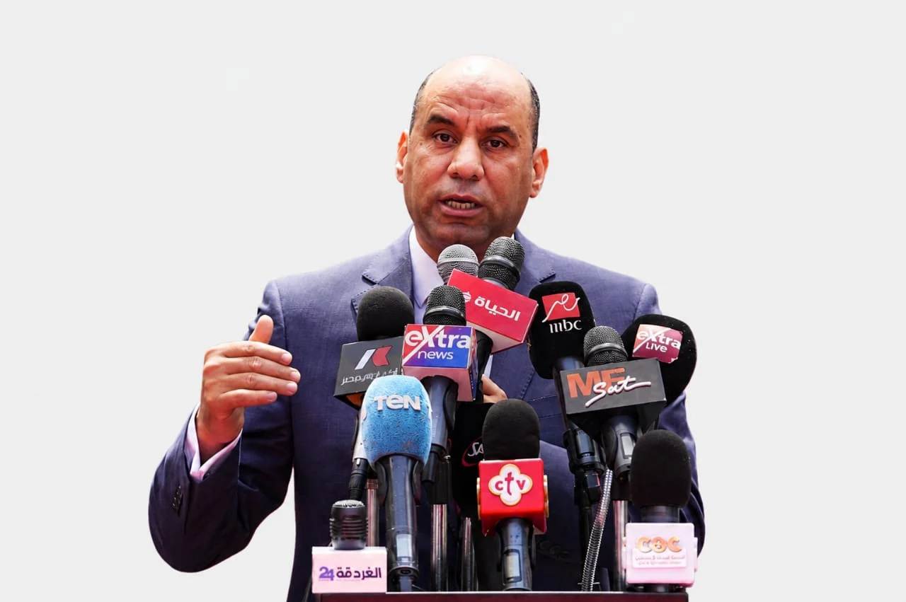 حسن الرداد وزير العمل