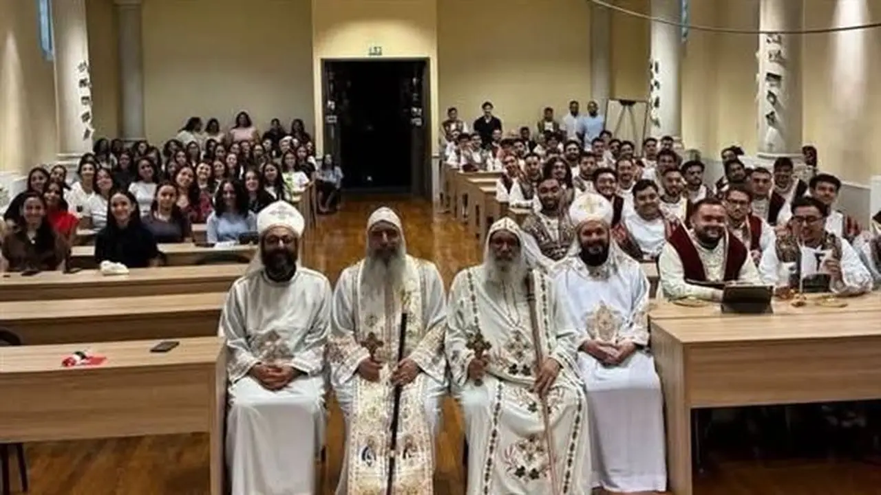 الكنيسة الأرثوذكسية تطلق تطبيق الذكاء الاصطناعي “يسوع” خلال مؤتمر شباب فرنسا وسويسرا