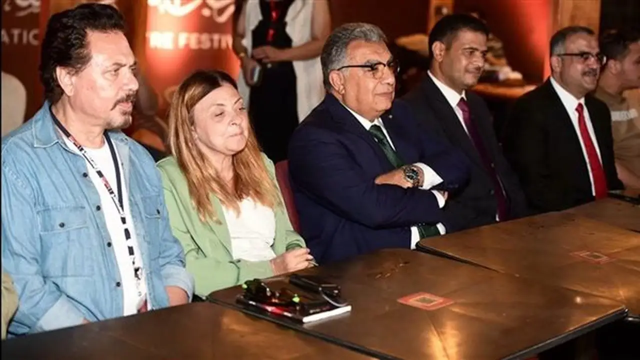 إيمان كريم ومحافظ الدقهلية يقدمان شهادات تقدير لمدربي الورش الفنية للأشخاص ذوي الإعاقة