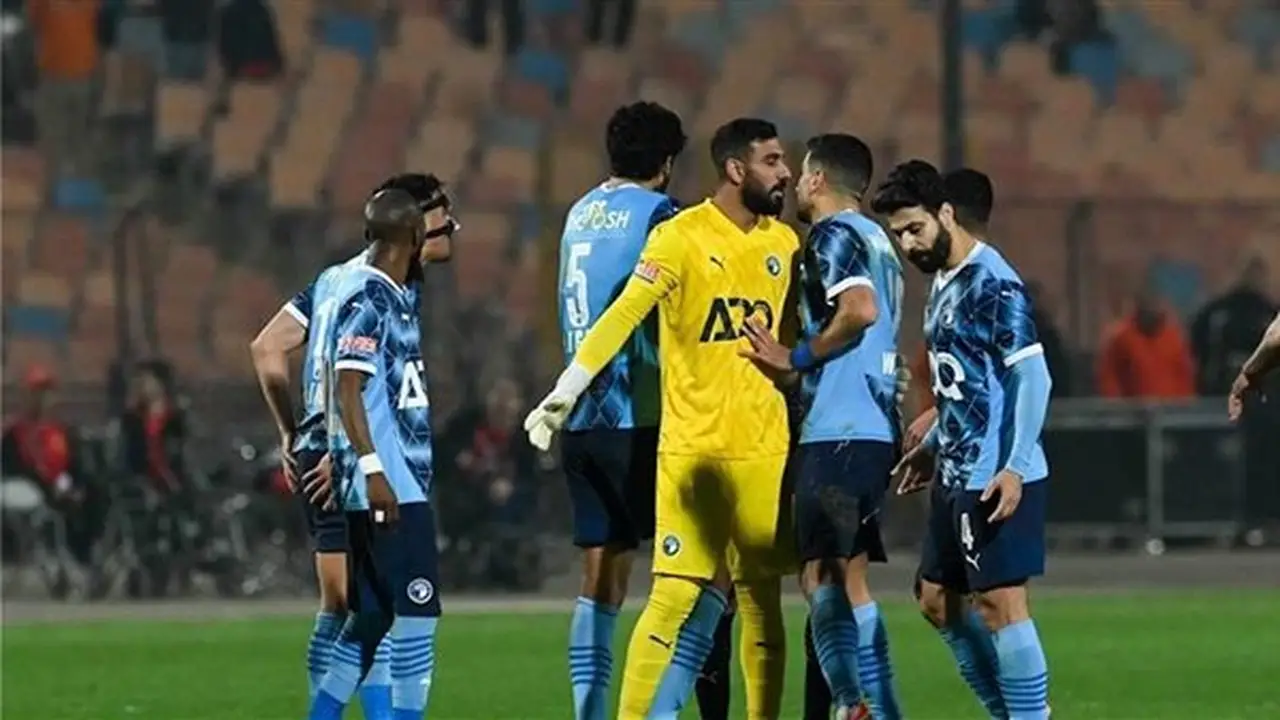بيراميدز يتفاوض مع موكوينا ويورشيتش يقترب من نادٍ إماراتي