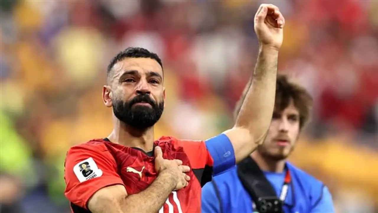 الرئيس السيسي يوجه رسالة لمحمد صلاح: لا تزعل مني في حديثي (شاهد)