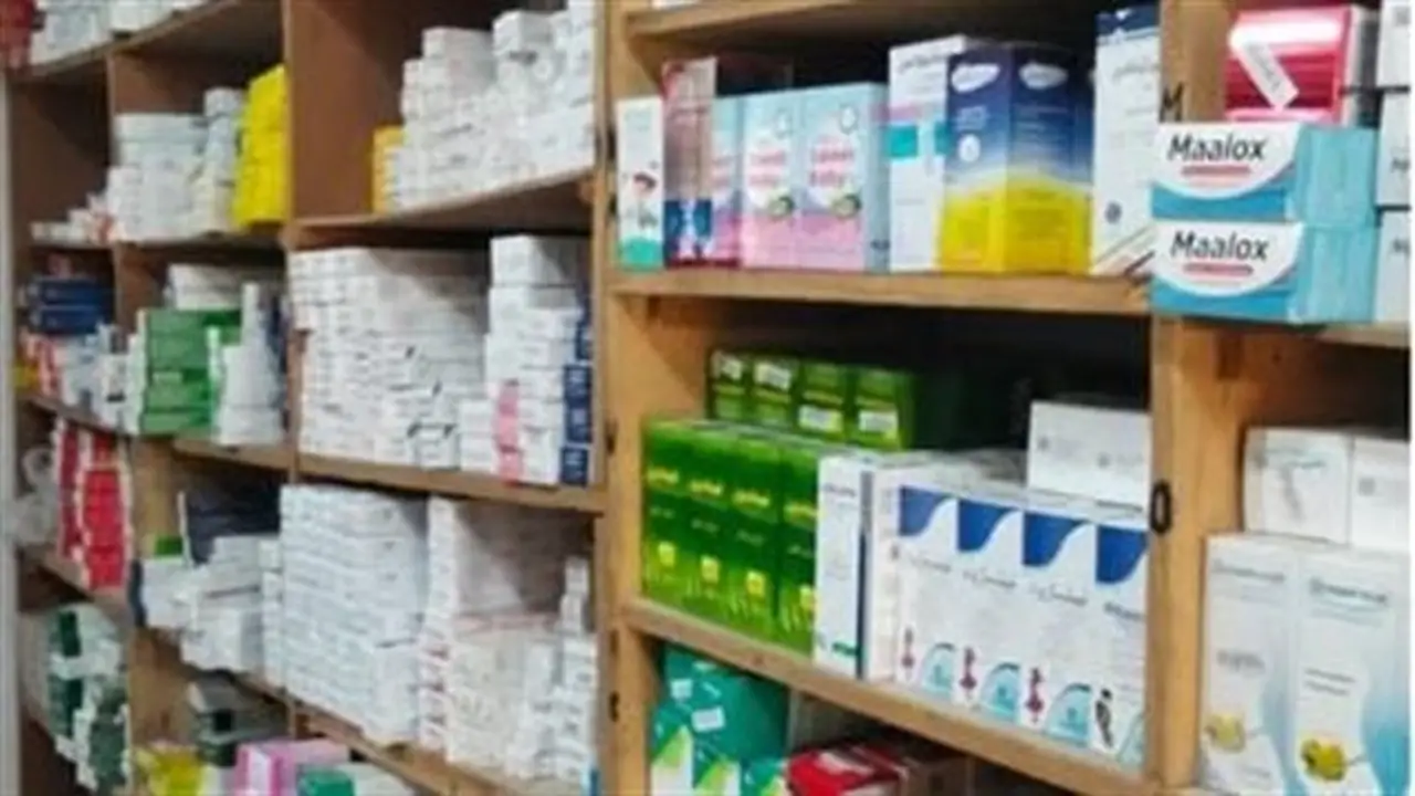 ضبط مصنع أعلاف ومخزن أدوية غير مرخص في الشرقية