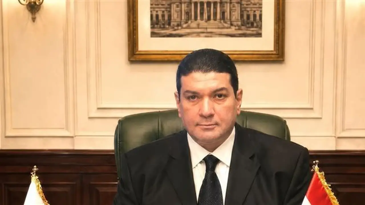 وكيل نادي القضاة يحذر من مخاطر التعليق على الأحكام القضائية وتأثيره على العدالة