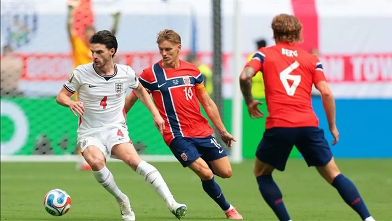 إنجلترا تحقق فوزًا مثيرًا على النرويج 2-1 وتتأهل لنصف نهائي كأس العالم 2026 (فيديو)