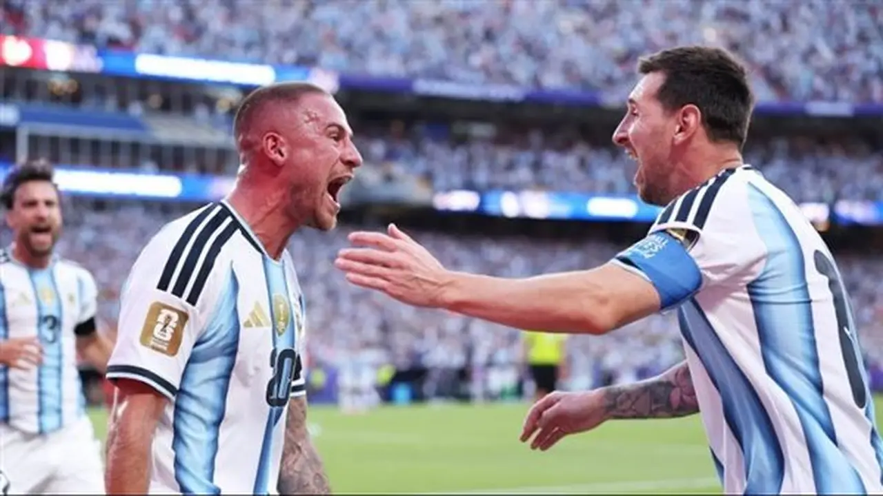 الأرجنتين تتقدم بهدف أمام سويسرا في الشوط الأول من ربع نهائي كأس العالم 2026 (فيديو)