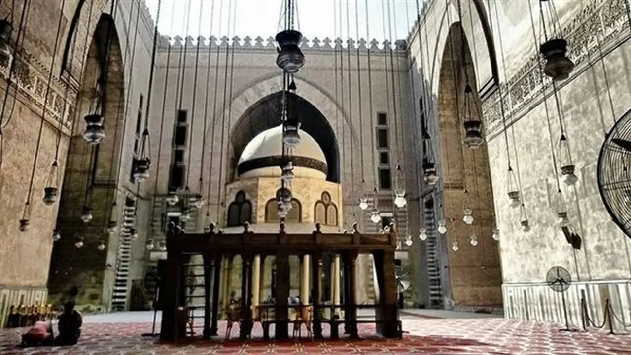 مواقيت الصلاة اليوم الأحد: موعد أذان الظهر في القاهرة والمحافظات