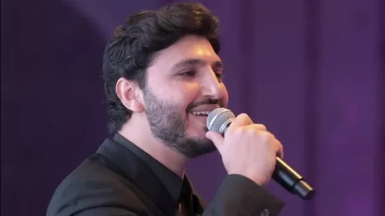 فرحة محمد شاكر بإخلاء سبيل والده فضل شاكر تشعل حفله في عمان