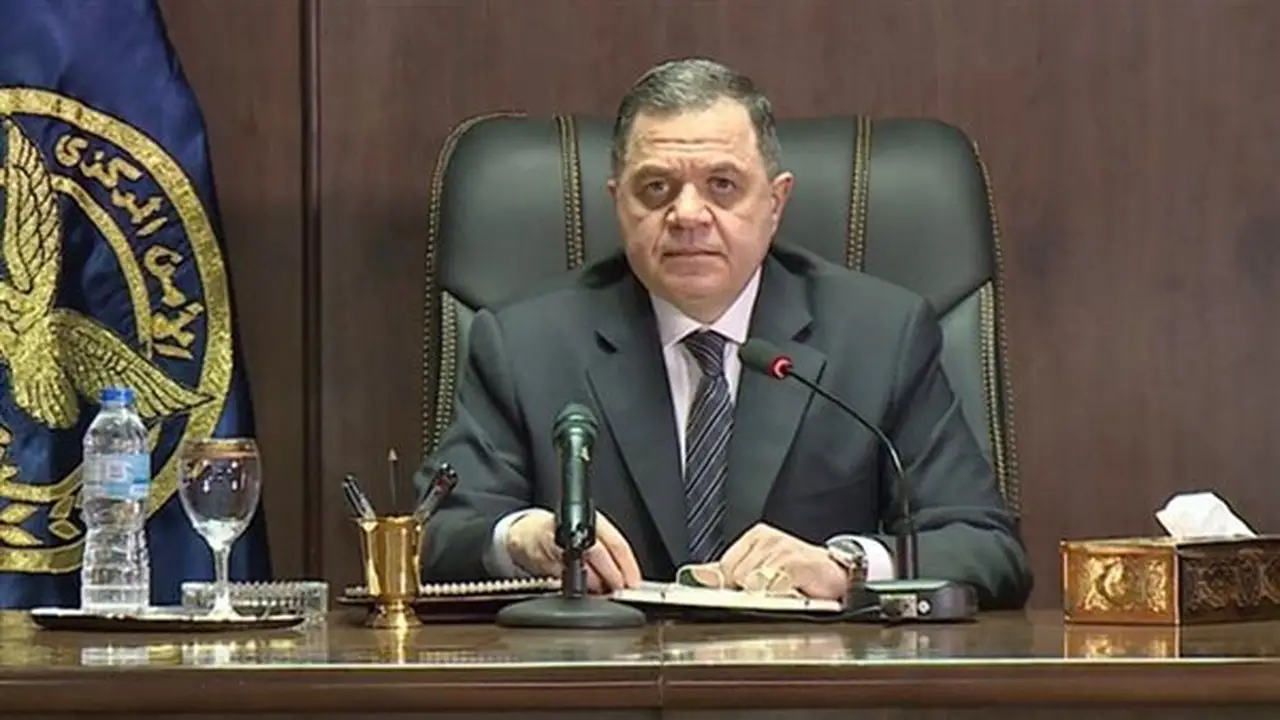 وزير الداخلية يقرر إبعاد مواطن غاني لدواعٍ تتعلق بالصالح العام