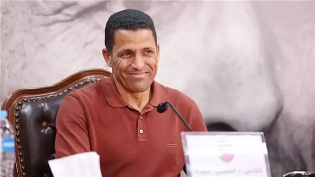 معسكر الأهلي في إسبانيا مهدد بالتأجيل بسبب مباراة برشلونة