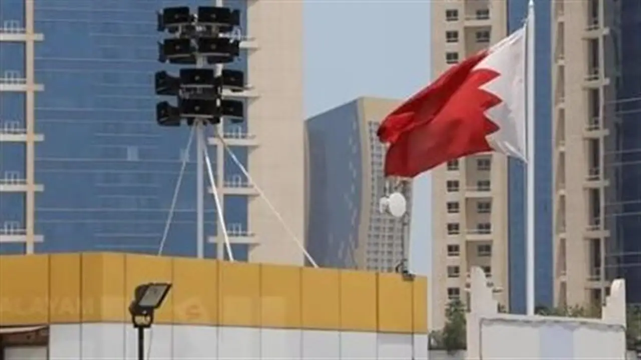 البحرين تعلن إحباط هجمات إيرانية بالصواريخ والطائرات المسيّرة وتؤكد جاهزية قواتها