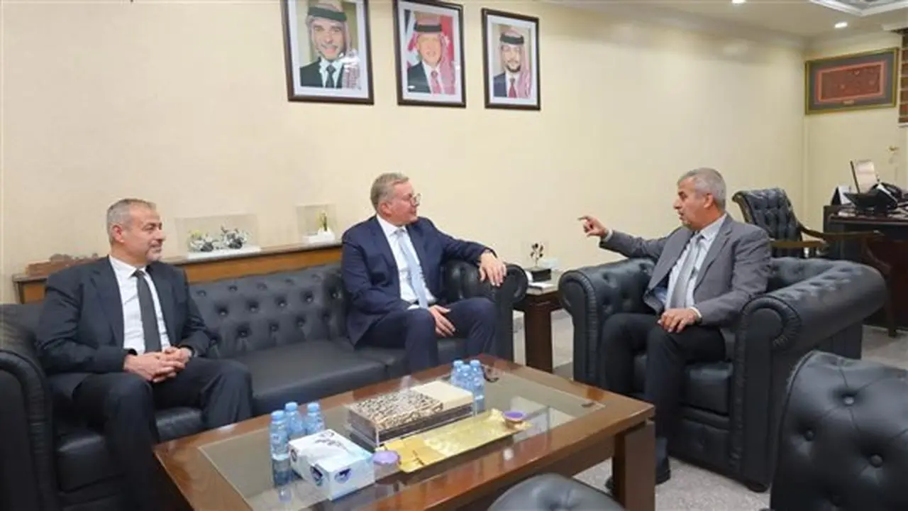 وزير البترول المصري ونظيره الأردني يبحثان تعزيز التعاون في مجالات الطاقة والتعدين