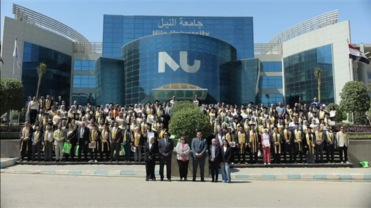 تخريج 2640 سفيرًا للحوكمة والتحول الرقمي في جامعة النيل