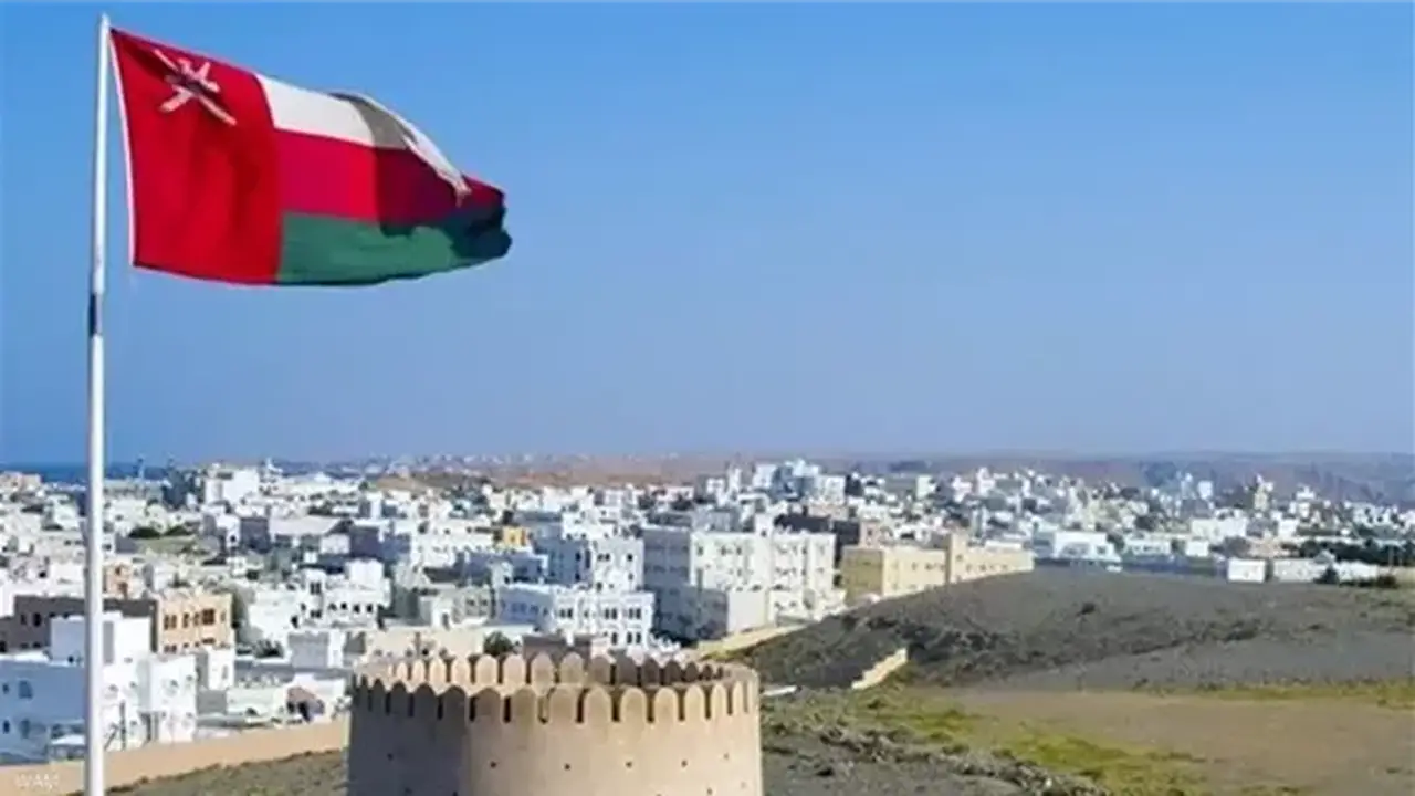 سلطنة عمان تستدعي السفير الإيراني احتجاجًا على استهداف مواقعها