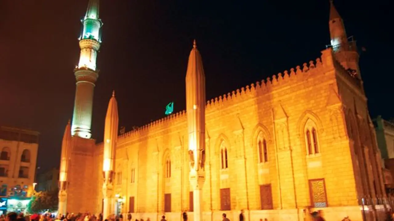 مواقيت الصلاة: موعد أذان العشاء اليوم الأحد في القاهرة والمحافظات