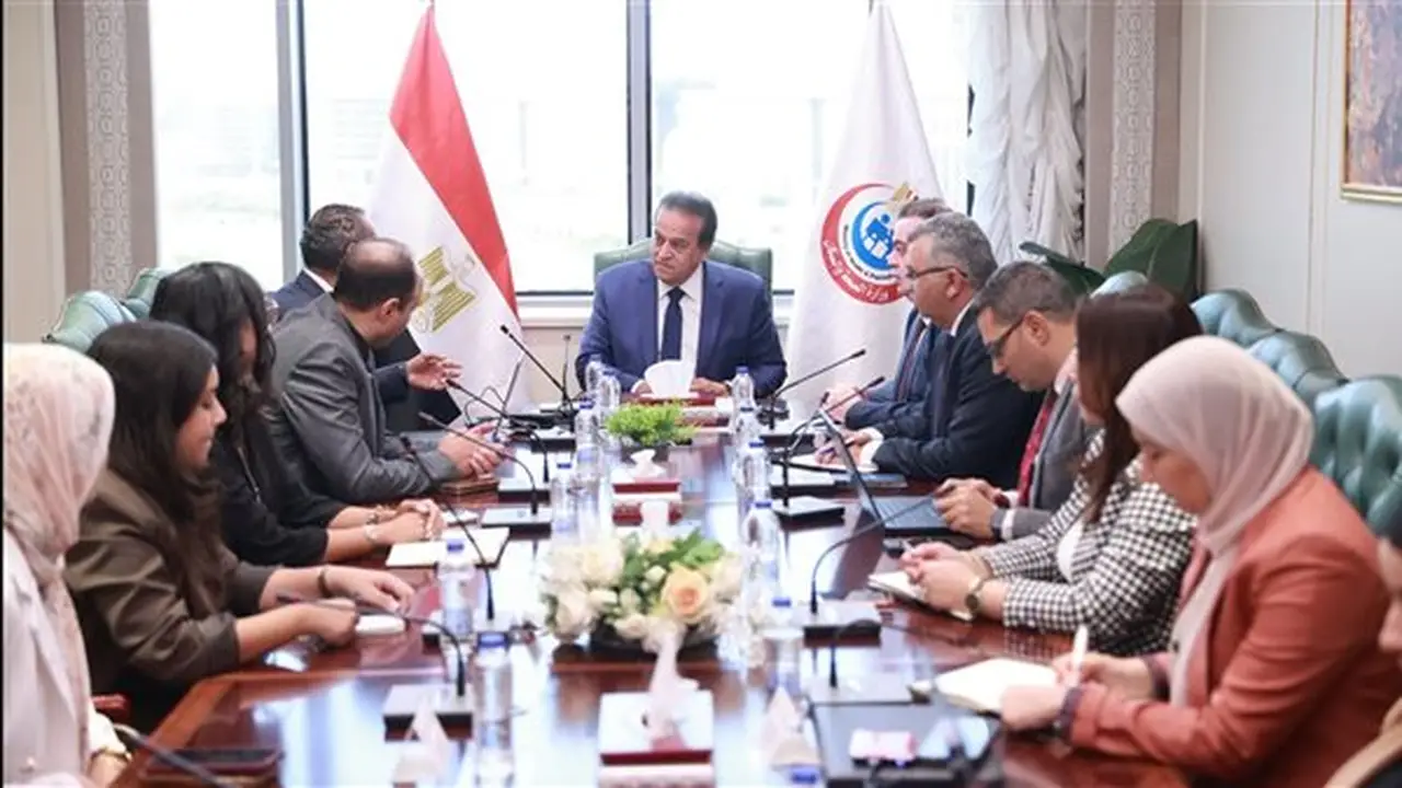وزير الصحة يناقش آفاق التعاون مع شركة “راي” في مجال الاستشارات الهندسية والمستشفيات الذكية