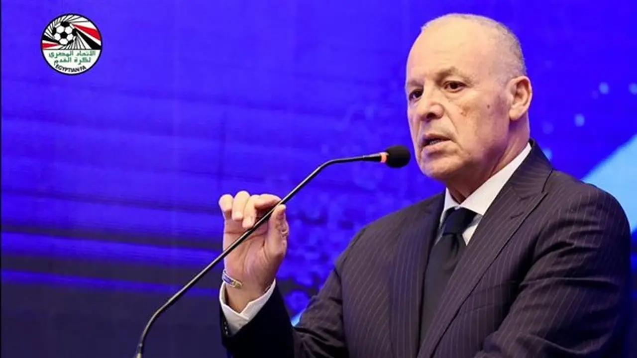 هاني أبو ريدة يشيد بمبادرة نجيب ساويرس لتكريم المنتخب الوطني