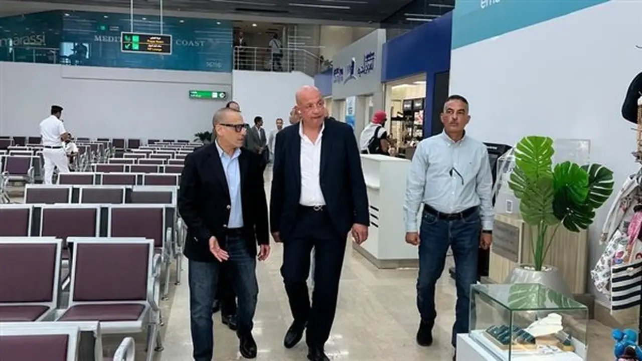 التفتيش الأمني والبيئي يستعرض خطط التطوير في مطاري العلمين والإسكندرية