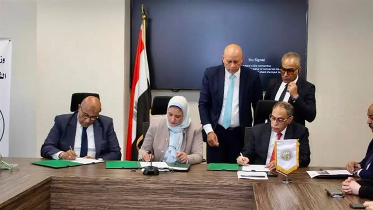 توقيع عقد لإنشاء خط كهربائي لاستيعاب طاقة الرياح في خليج السويس وجبل الزيت