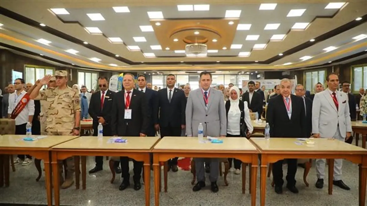 محافظ دمياط يؤكد أهمية دعم المبادرات العلمية خلال افتتاح المؤتمر الدولي لتطبيقات الذكاء الاصطناعي
