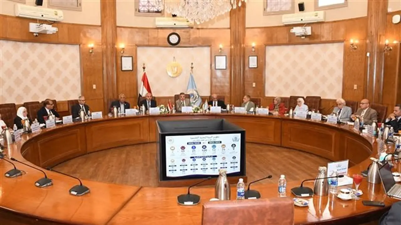 مجلس أمناء جامعة الإسماعيلية الجديدة يحدد ملامح العام الجامعي 2026-2027