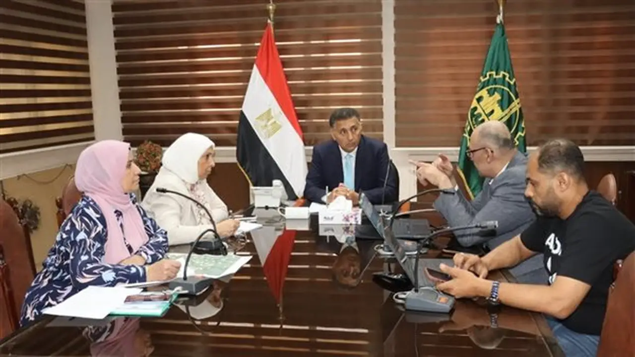 محافظ القليوبية يناقش مع رئيس شركة “مسارات مصر” مشروع امتداد مترو الأنفاق إلى شبين القناطر