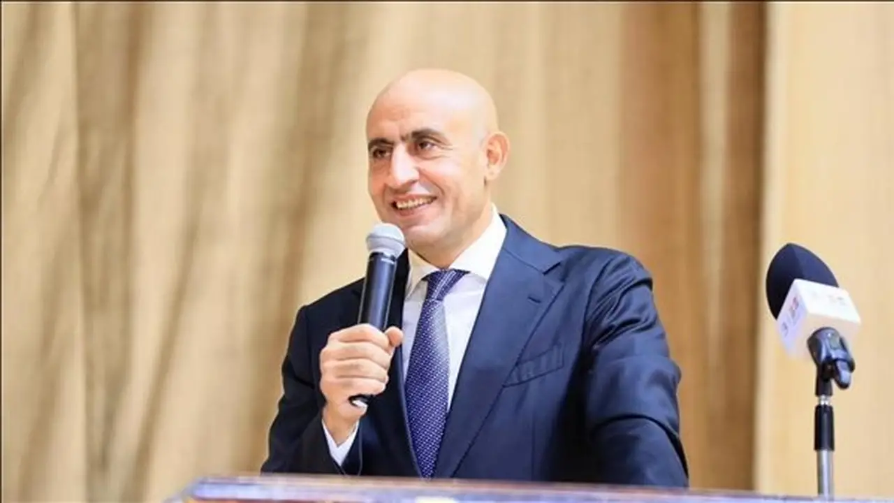 وزير التعليم يعيد هيكلة المدارس الدولية ويؤكد على تطبيق القانون بحزم