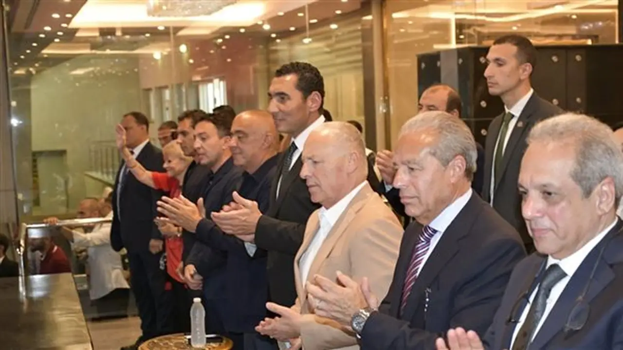 وزير الشباب والرياضة يكرم المنتخب الوطني في حفل احتفالي بإستاد القاهرة بعد إنجاز كأس العالم