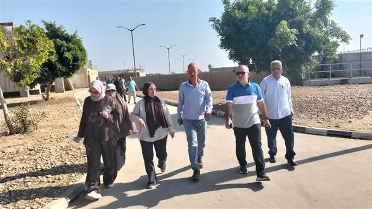 رئيس شركة مياه الفيوم يتفقد مشروع إحلال وتجديد محطة قحافة لتعزيز قدراتها