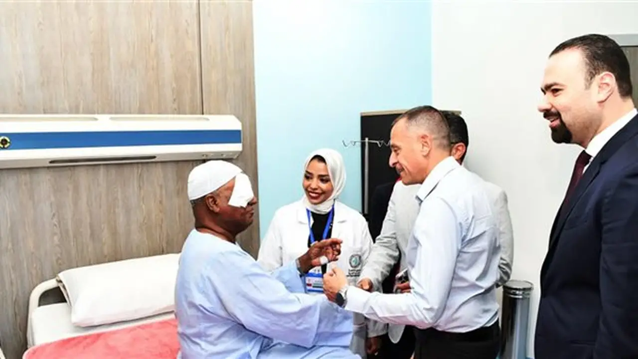 نجاح أول عملية لزراعة قرنية في مستشفى الرمد التخصصي بأسوان