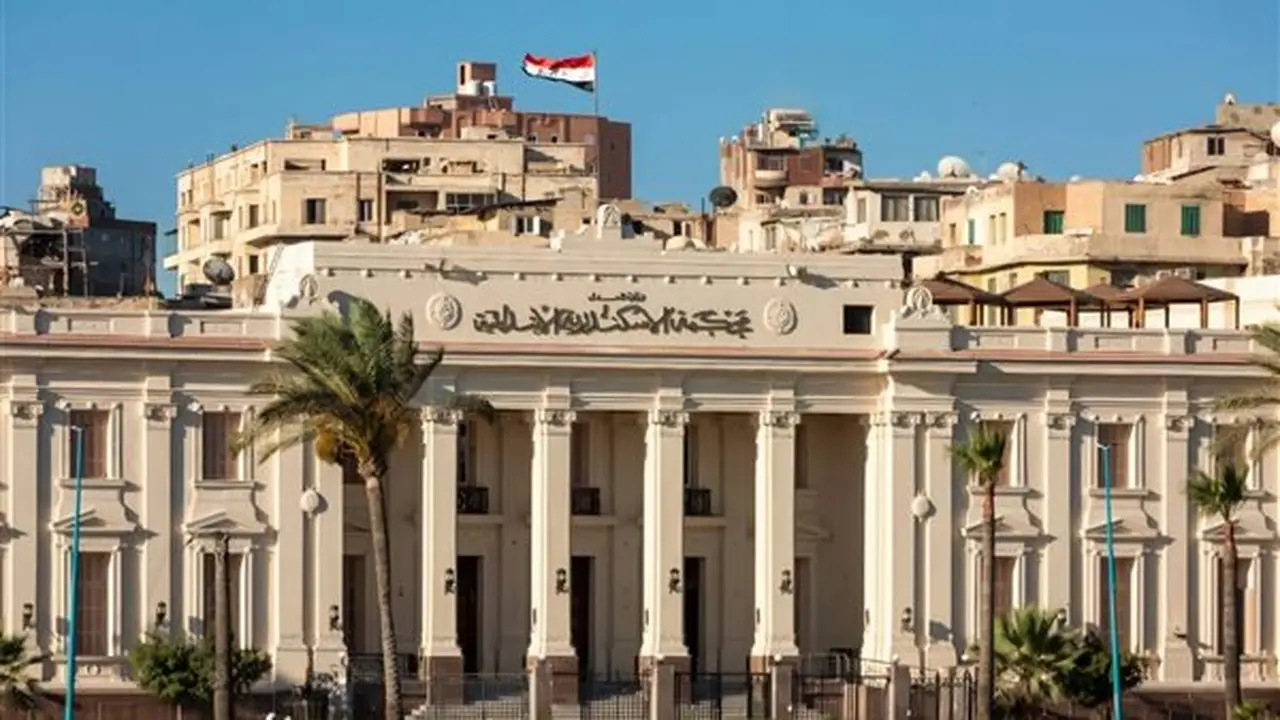 محكمة جنايات الإسكندرية تؤيد حكم السجن المؤبد لعاطل بتهمة القتل